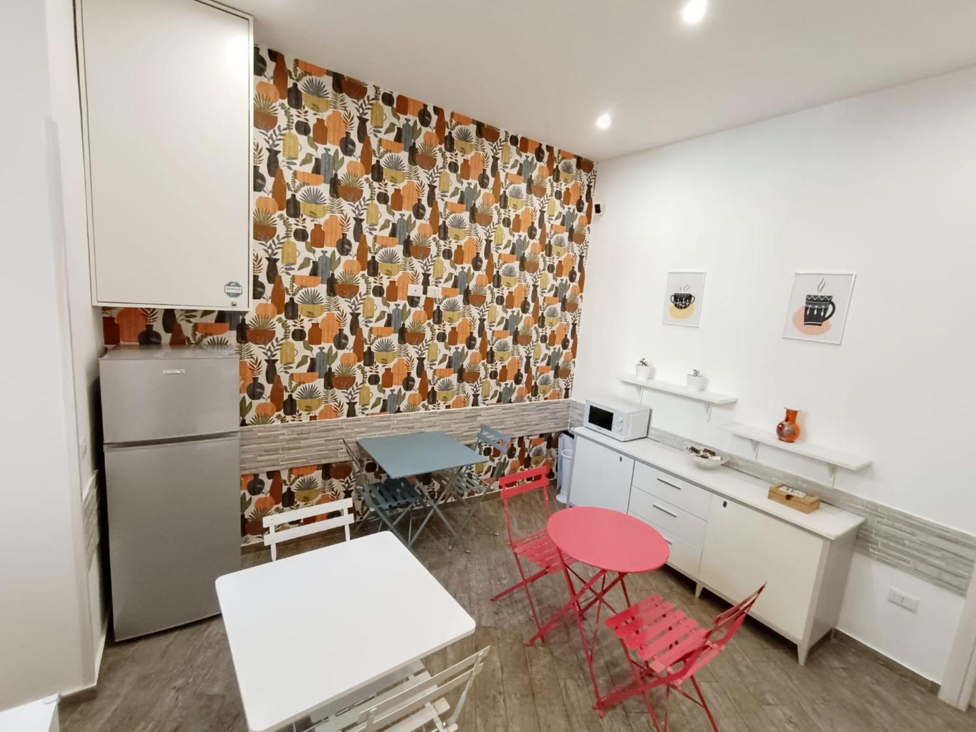 B&B Da Ary Colorful Rooms Napels Buitenkant foto